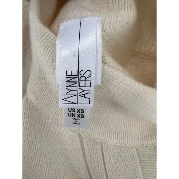 WYNNE LAYERS MARLA WYNNE SOFTKNIT MOCK-NECK IVORY CABLE KNIT SWEATER XSMALL EUC - Picture 7 of 10